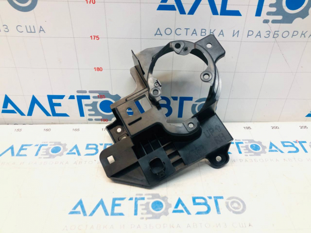Кронштейн кріплення протитуманною фари, правої Mazda KB8B51684 ціна, від 7.60 USD
