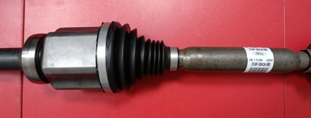 Купити EV6P3B436MB Ford Піввісь права