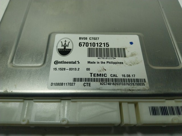 670101215 Maserati 