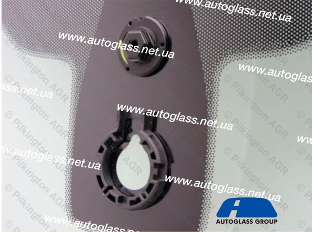 Автоскло Ford 2545938 ціна, від 1007.55 USD