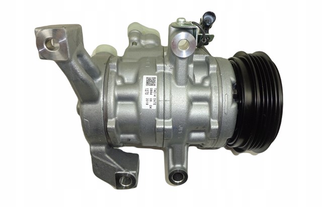 Компресор кондиціонера 4472805040 Suzuki