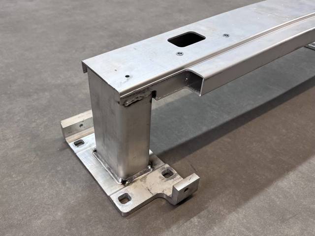 LR146560 Land Rover 