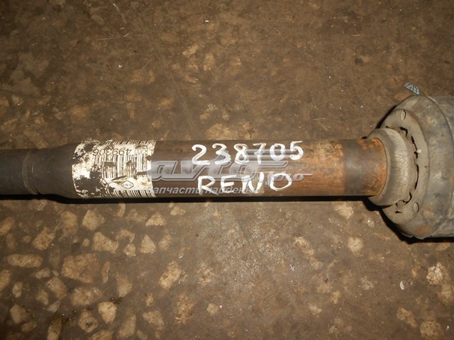 Піввісь передня, права Nissan/Infiniti 8200499306 ціна, від 80.84 USD