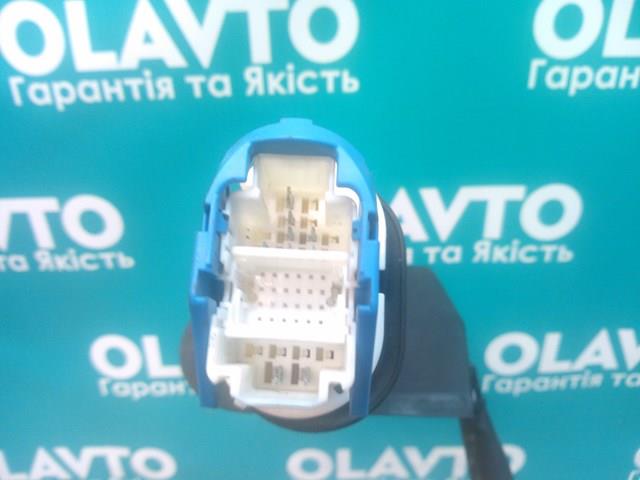 Купити 71358553 Mazda 