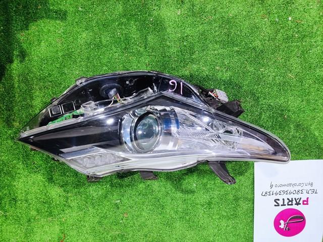 Фара правая Toyota 8113002J70 ціна, від 831.41 USD