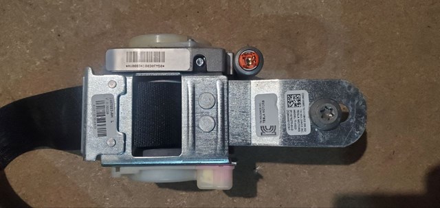 Пасок безпеки передній лівий Tesla 101946803C ціна, від 63.34 USD