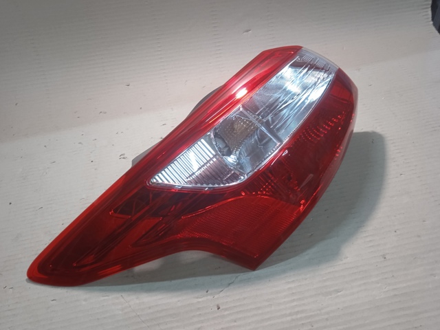 Задня ліва зовнішня фара FPS FP2813F5E ціна, від 68.80 USD