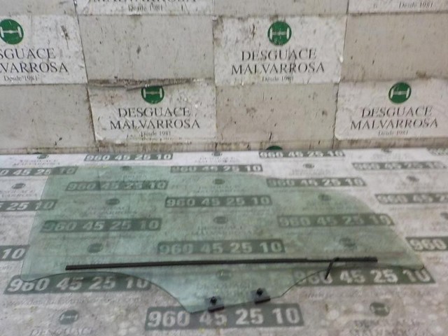 Купити GS5638D302 XYG Скло передніх дверей, правою