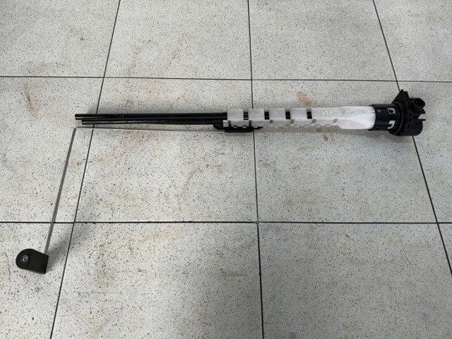 Датчик покажчика рівня палива Mercedes A0115426217 ціна, від 13.30 USD
