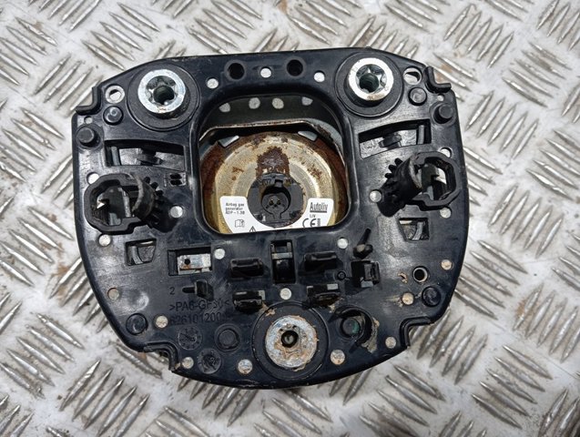 Подушка безпеки, водійська, AIRBAG, захисту колін 31351334 Volvo