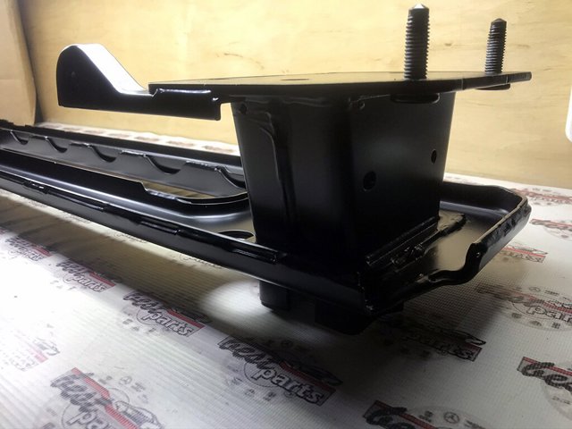  Mercedes A4638805300 ціна, від 475.76 USD