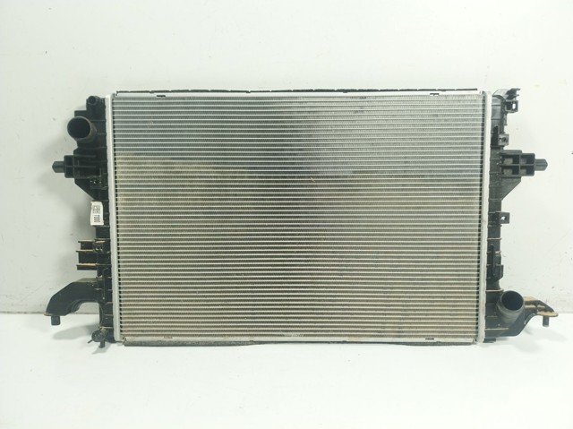 Радіатор основний Hyundai/Kia 25310AT000 ціна, від 336.93 USD