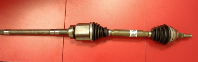 Привід правий Ford EV6P3B436MB