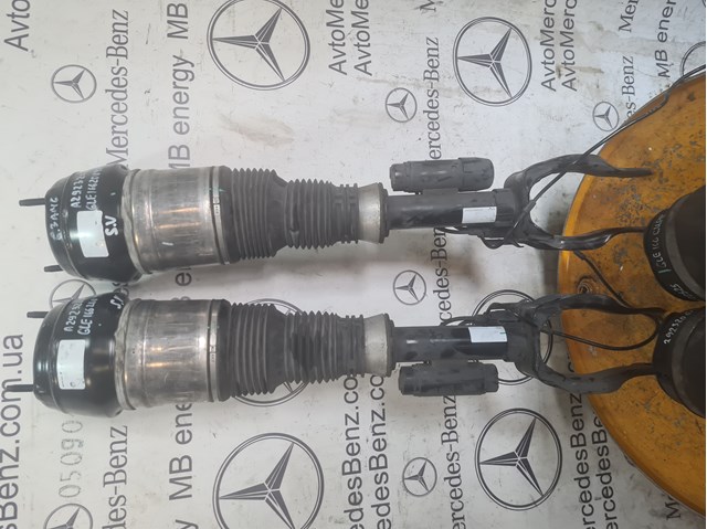 Купити A2923202400 Mercedes 