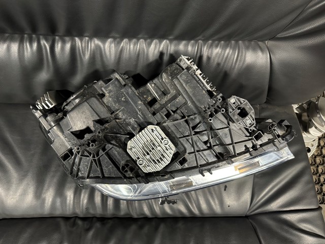 Купити 63117461887 BMW 
