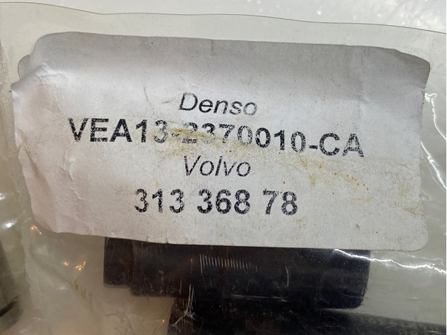 Купити 36010090 Volvo Форсунка дизельна в зборі, розпилювач + тримач