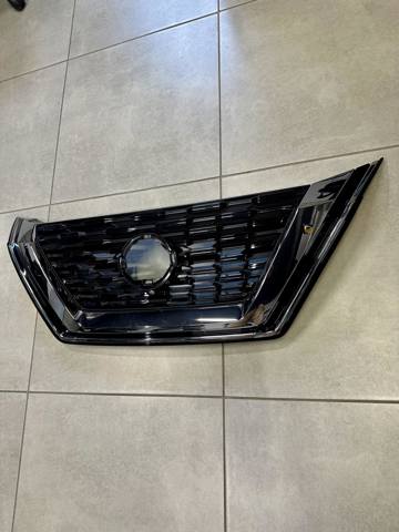 Купити 623106RR0B Nissan/Infiniti Захисна решітка радіатора