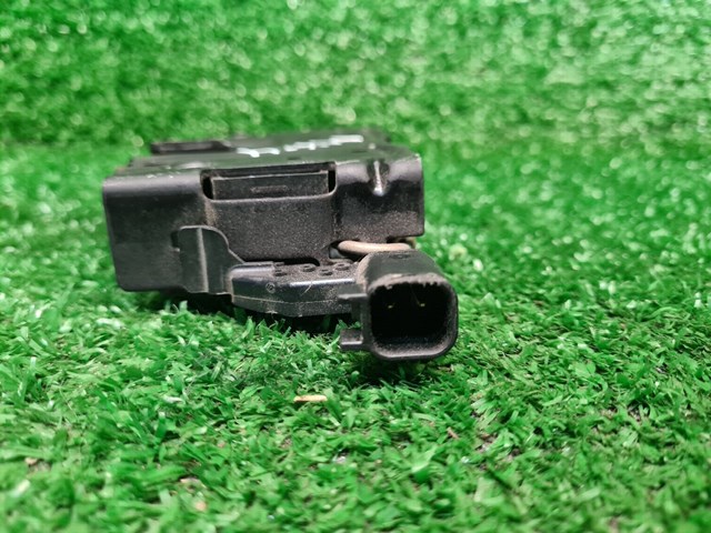 Замок кришки капота Ford LJ6A16700AC