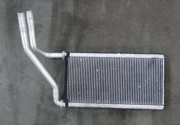 Радиатор печки (отопителя) на Mazda CX-9 SPORT 