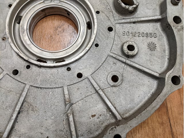  Chrysler 90122085G ціна, від 103.66 USD