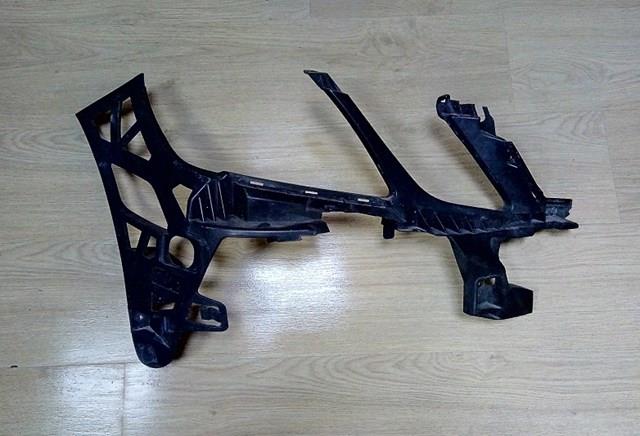 Праве кріплення переднього бампера FPS FP4620932 ціна, від 14.85 USD