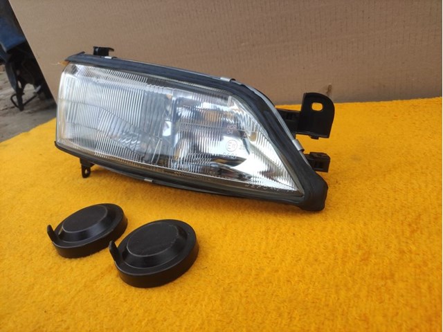 Фара правая Depo/Loro/Abakus 4421114RLDEM ціна, від 42.33 USD