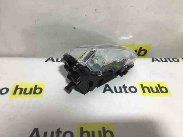 Фара протитуманна, права Land Rover LR026089