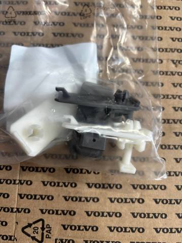 20443492 Volvo 