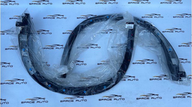 Розширювач заднього крила, лівий 7400A539 Mitsubishi