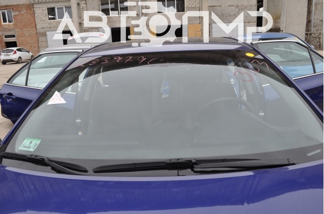 Автоскло Toyota 5610106560 ціна, від 78.89 USD