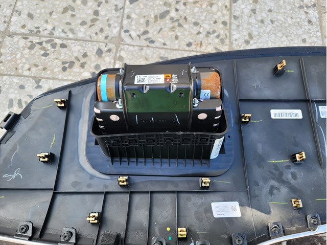 Панель салону передня "торпедо", верхня частина Tesla 106069510D ціна, від 223.07 USD