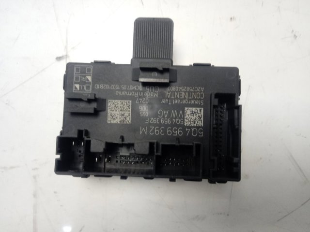 Купити 5Q4959392M VAG 