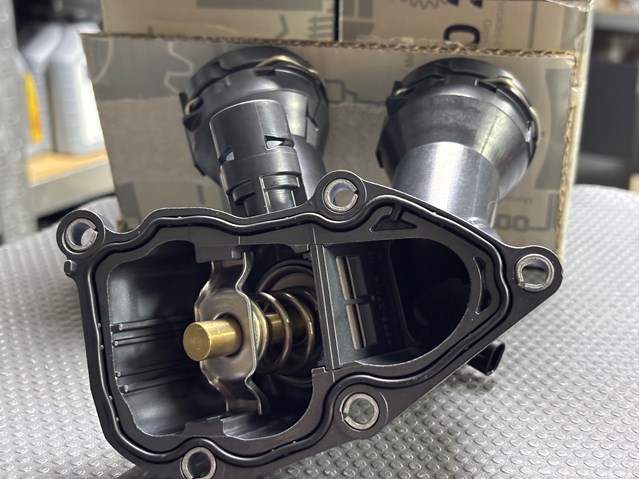 Купити A6542007900 Mercedes 