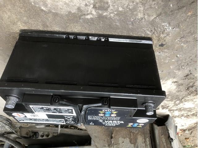 Купити VAG Ємність 95А/г 4F0915105E