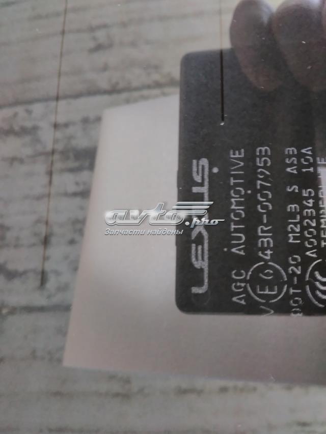 6272060D80 Toyota Скло багажного відсіку, ліве