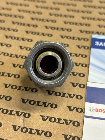 22795480 Volvo 