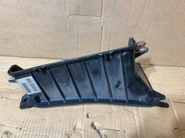 101353600A Tesla 