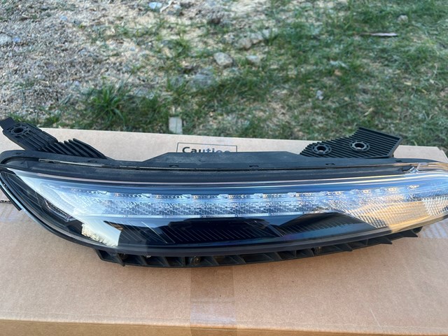 Купити 92208J9500 Hyundai/Kia Фара денного світла, права
