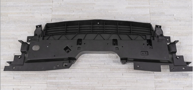 Накладка дифузора радіатора верхня FPS FP3813213 ціна, від 48.83 USD