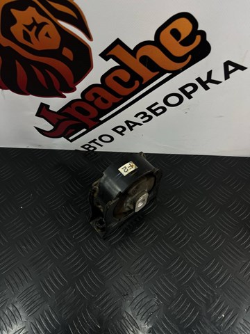 1236136100 Toyota Подушка передньої опори двигуна