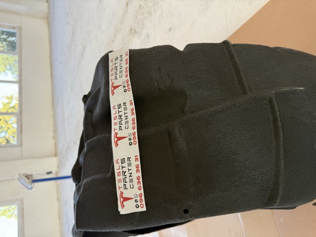 Підкрилок заднього крила, лівий Tesla 108158300B ціна, від 23.96 USD