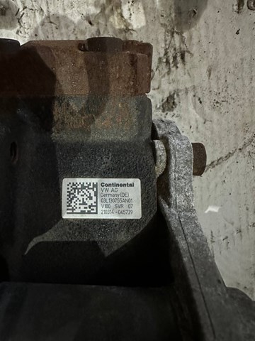 Купити 03L130755AN Continental/Siemens Насос паливний високого тиску (ПНВТ) - DIESEL