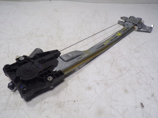 8353064P00 Suzuki 