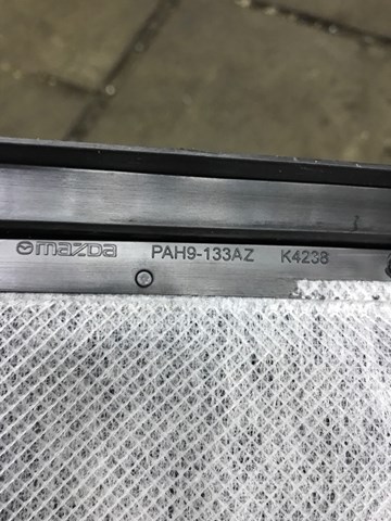 Корпус повітряного фільтра, верхня частина Mazda PAJ4133AXA