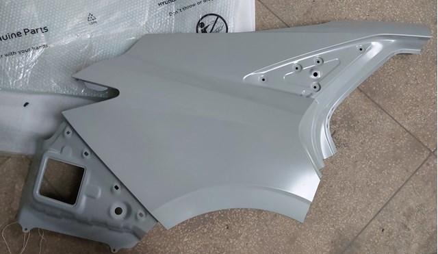 Купити 715040AC00 Hyundai/Kia Крило заднє праве