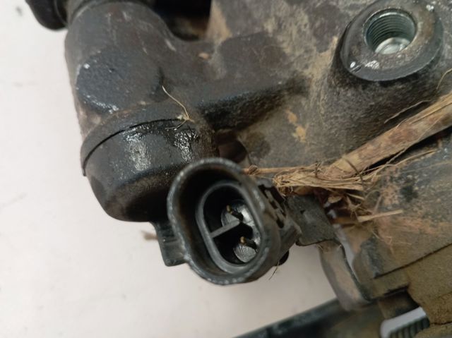 Купити 42576914 Iveco Супорт задній правий