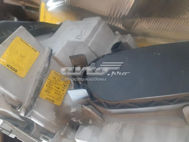 Фара правая Mercedes A2208201061 ціна, від 46.40 USD
