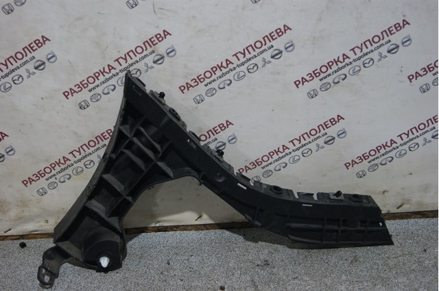 Купити 30763438 Volvo Кронштейн бампера заднього, зовнішній правий