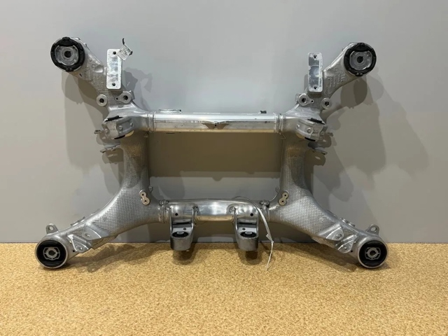33316873232 BMW 
