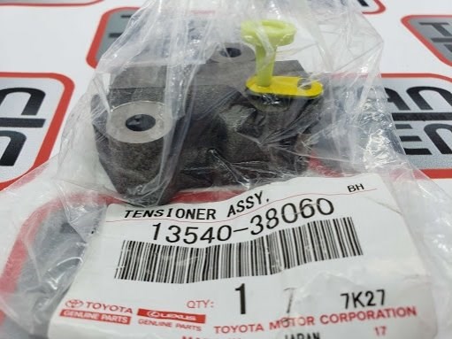 1354038060 Toyota Натягувач ланцюга ГРМ распреддвалов, лівого